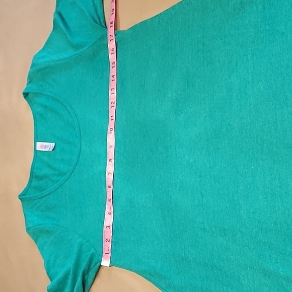 LuLaRoe Size XS "Perfect Tee" Green Yellow Marled Colored Swing Tunic Top, EUC - Picture 8 of 11